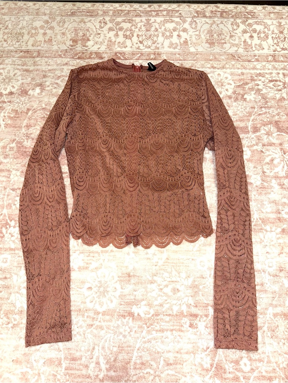 Dusty Rose 🪷 Lace Long Sleeve Top - Picture 2 of 11